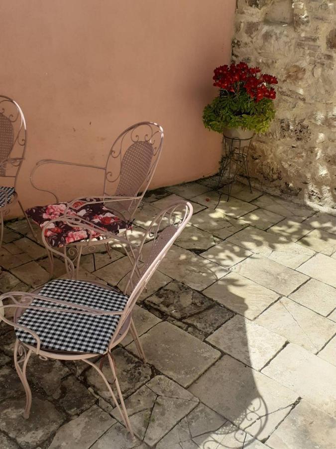 Christi Iuxury Apartment بريفيزا المظهر الخارجي الصورة